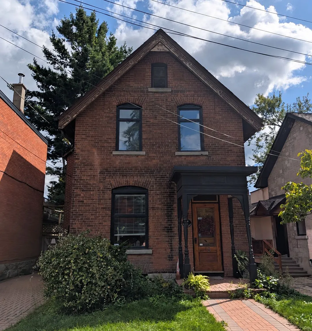 3 bed, $4,600 — Photo 1