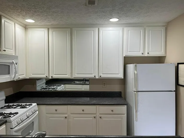 5324 Stonemeadow Ave #C — Photo 11