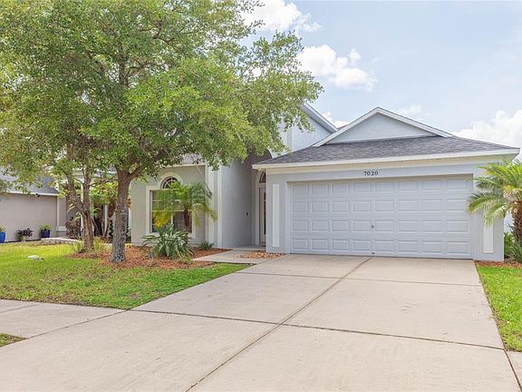 3rd image of 7020 Blue Beech Dr