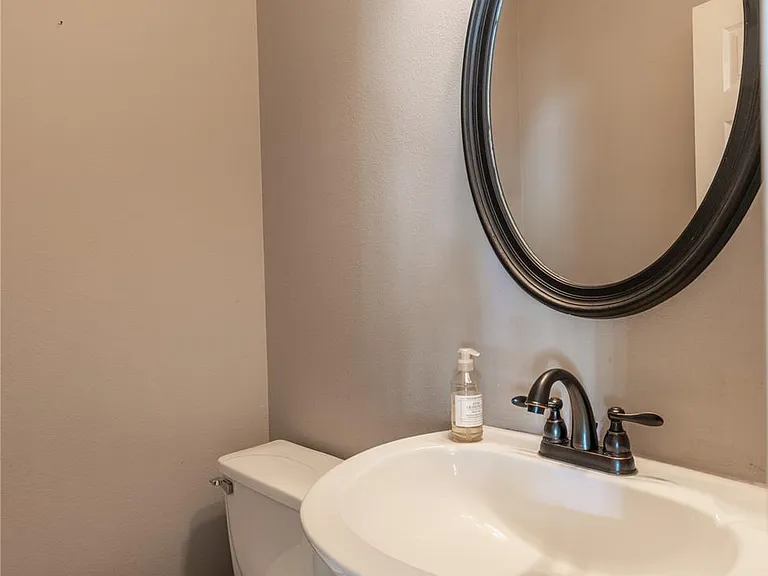 13826 Double Pine Dr — Photo 33