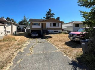 1827 Feltham Rd, Saanich, BC V8N2A4