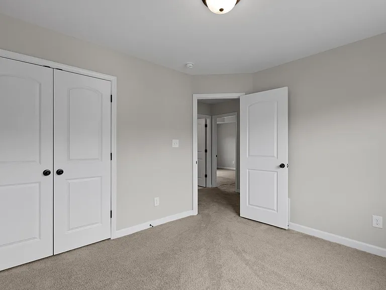 114 Bridgeport Dr — Photo 16