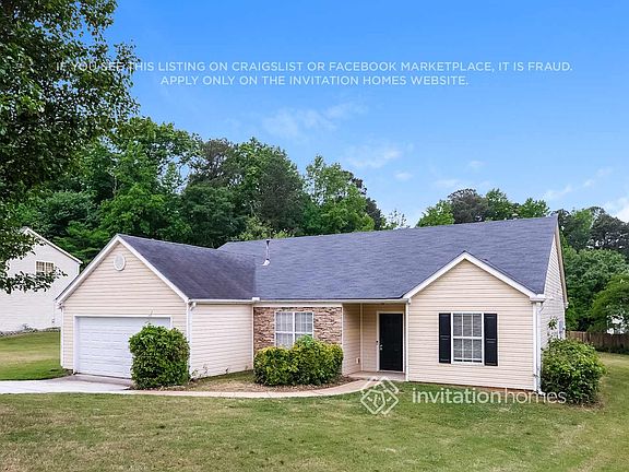 2nd image of 2192 Lazy Days Rd