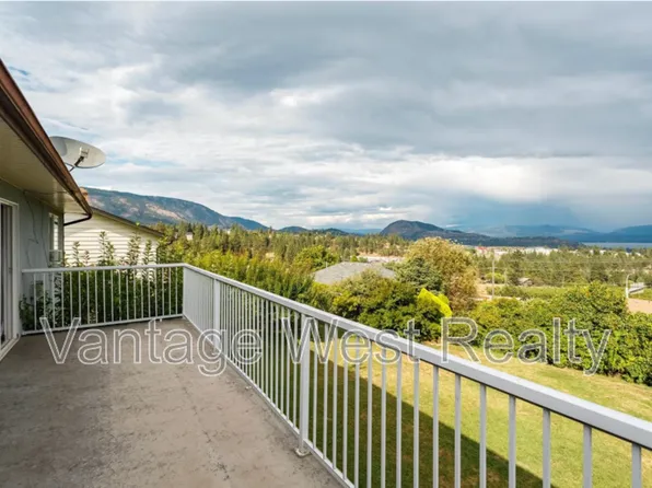 3787A Glenway Rd, West Kelowna, BC V4T 1E3