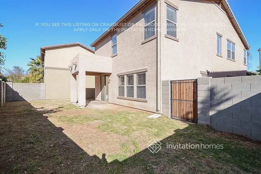18553 W Mariposa Dr Surprise, AZ 85374 — Photo 2