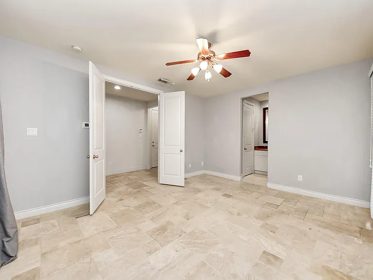3422 Center St — Photo 17