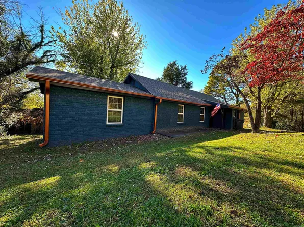 40 N Main St, Batesville, AR 72501