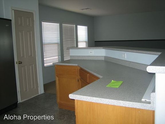 4th image of 7609 Constantinople Ave