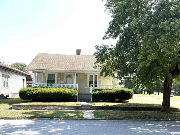 2043 Pine St, Murphysboro, IL 62966
