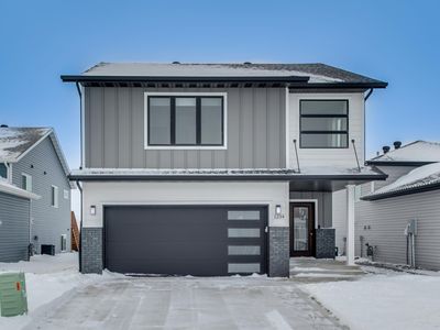 1234 Highland Ln W, West Fargo, ND, 58078