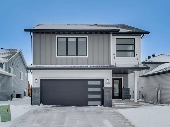 1234 Highland Ln W, West Fargo, ND 58078