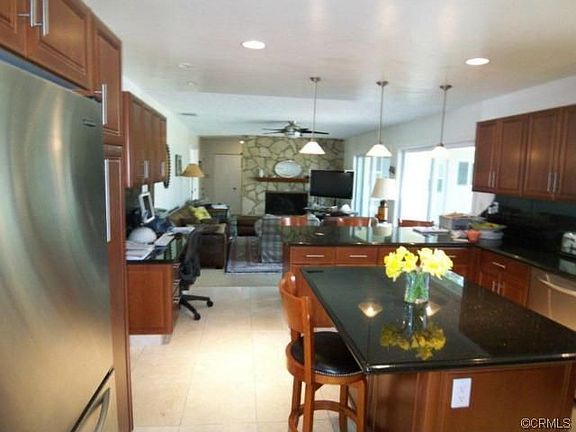 5th image of 25080 Crestview Dr