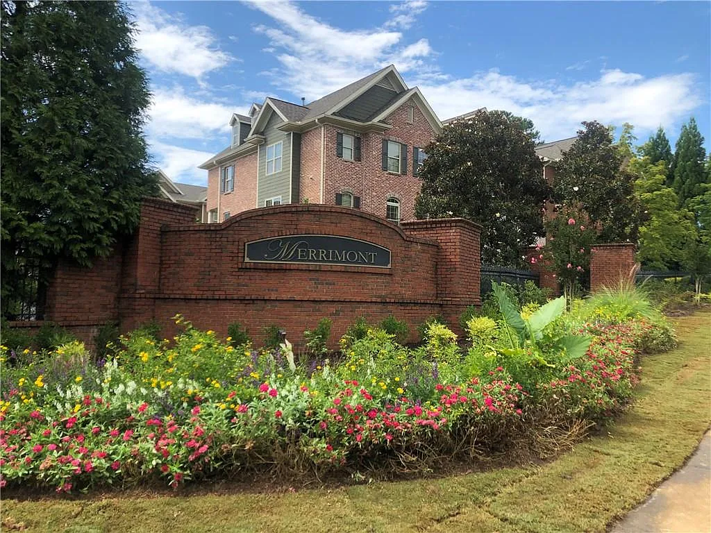 3 bed, 3.5 bath, 2481 sqft, $2,950 — Photo 3