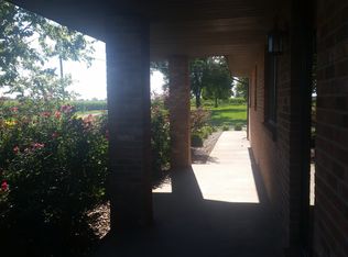 10043 Lilac Rd, Saint Jacob, IL 62281