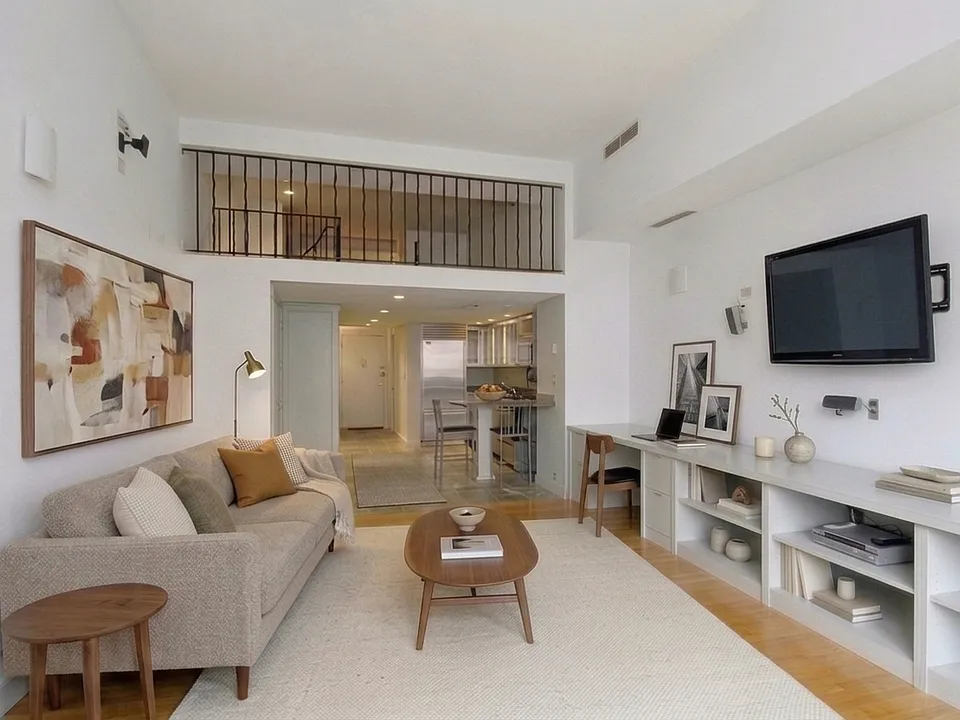372 5th Ave #8J