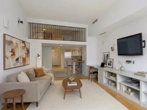 372 5th Avenue image 1 of 6
