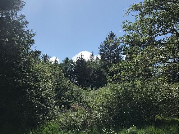 2nd image of 240 th and Isle
