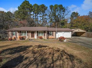 2436 Falls River Dr, Lithia Springs, GA 30122