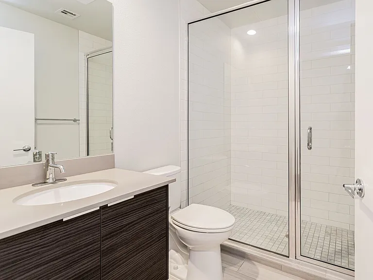 1800 E 4th St #306 — Photo 7