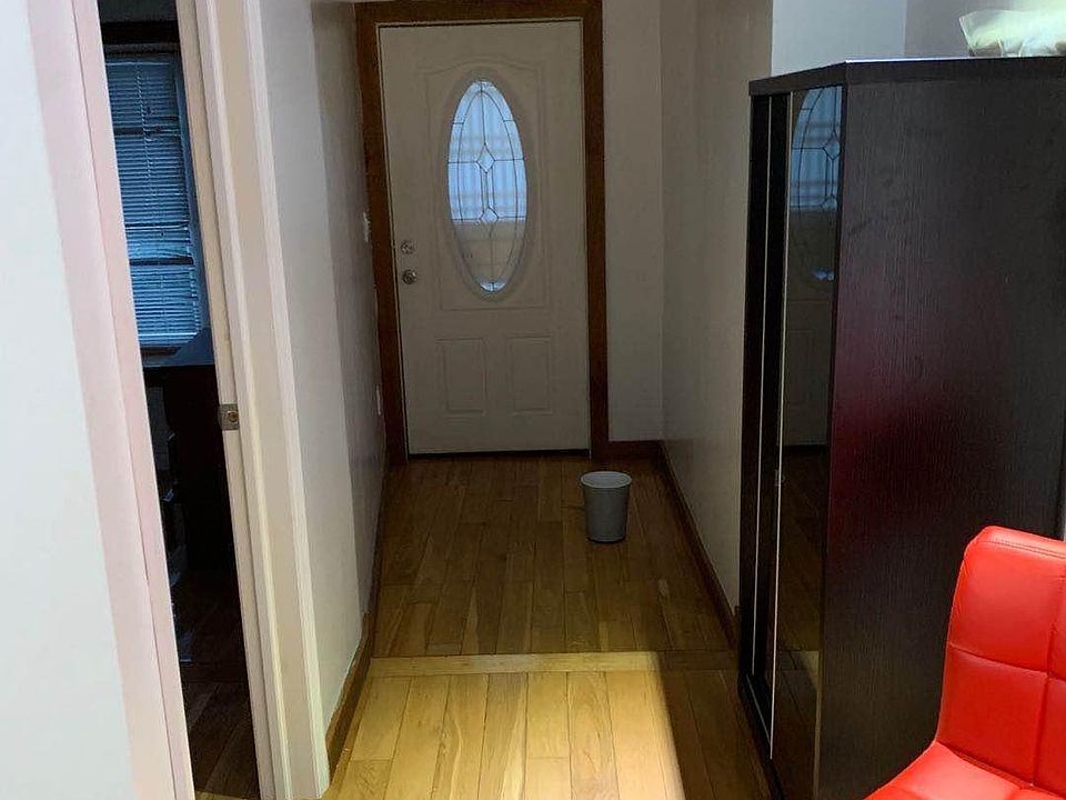 1st image of 92-18 92nd St Floor 1