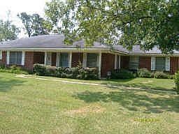 1st image of 319 Holly Dr