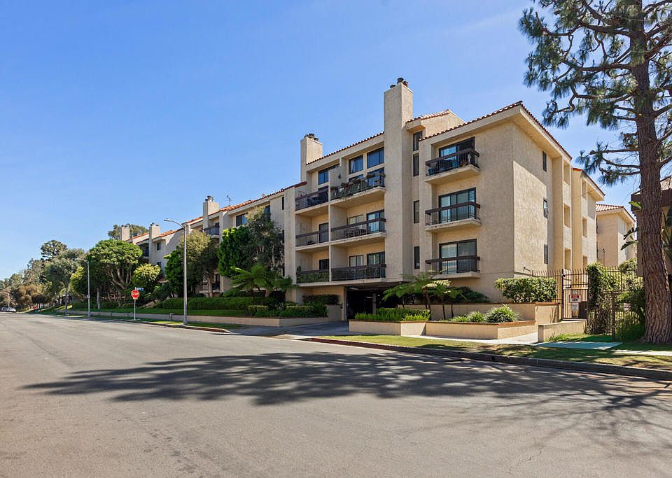 1st image of 8180 Manitoba St APT 255