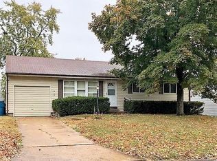 7117 General Sherman Ln, Saint Louis, MO