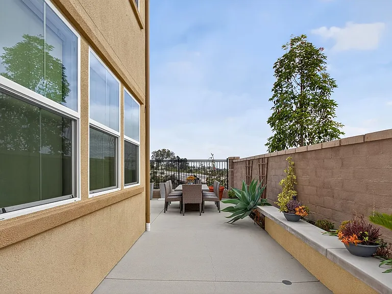 1733 Artemisia Ct — Photo 41