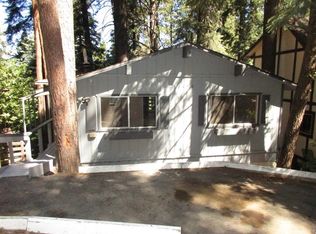 28476 Larchmont Ln, Arrowhead Farms, CA 92407