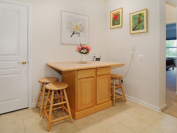 5th image of 6106 Westover Way