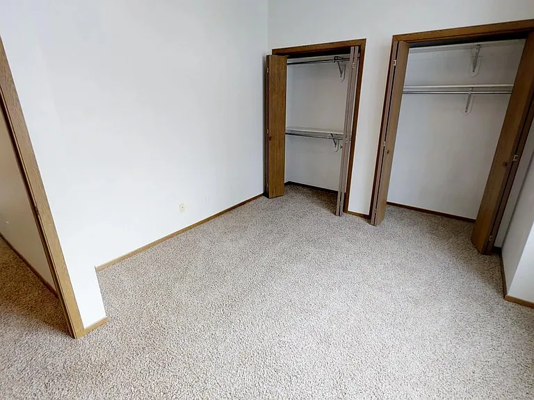 245 Sinclair Ave — Photo 33