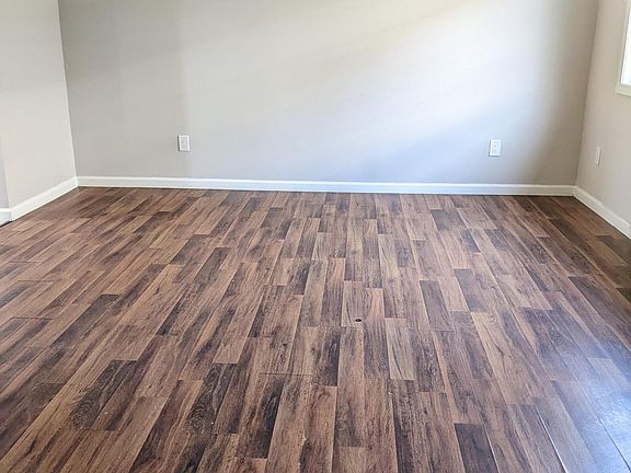 4th image of 90 Overton Ave #A