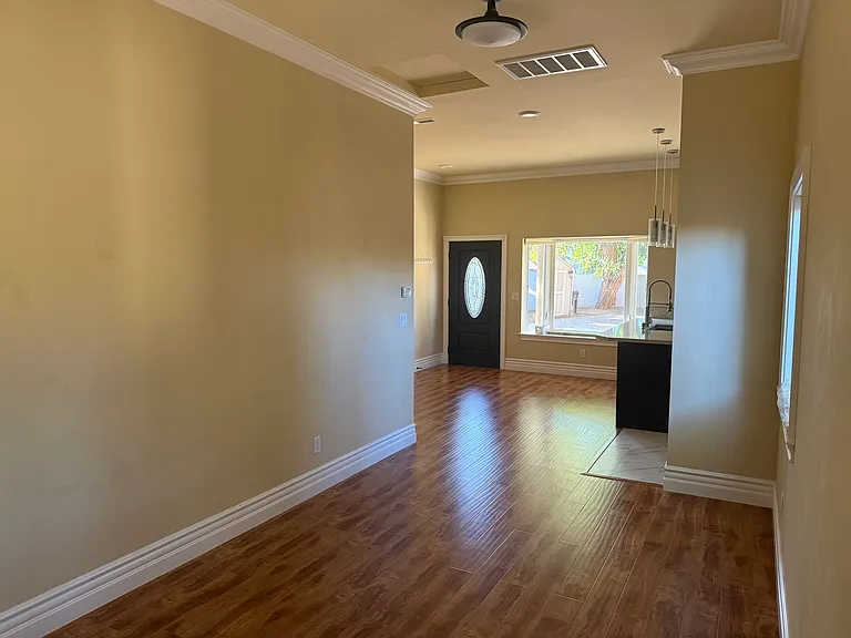 Den to Dining, Kitchen