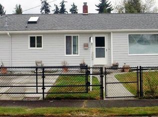 3232 Robin Ave, Bremerton, WA 98310