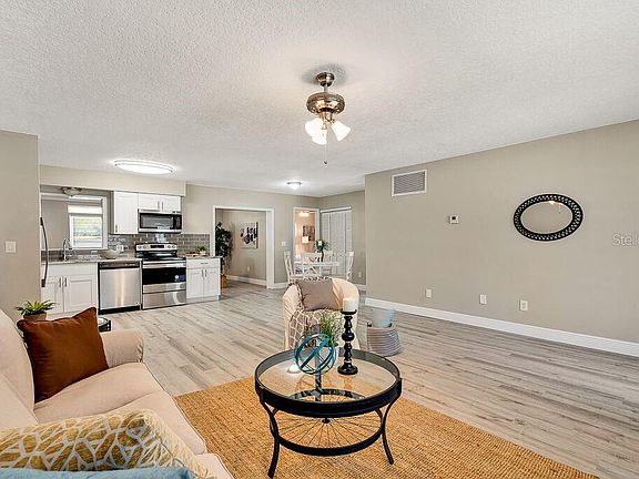 5th image of 3101 Winchester Dr