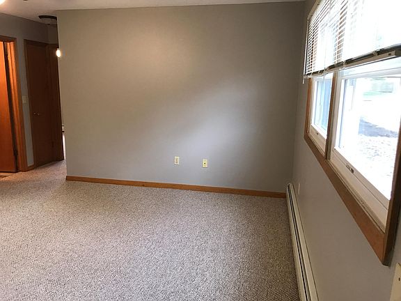 5th image of 104 S Sheakley Ave APT 4