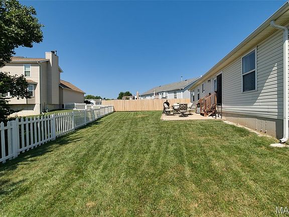 5th image of 4 Tomahawk Ct