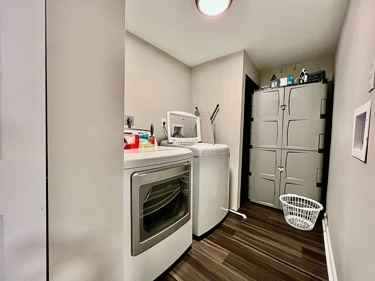 190 Overbrook Dr — Photo 26