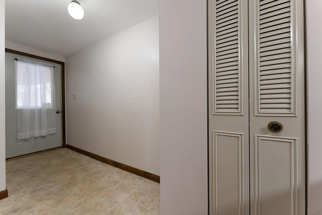 32 Patterson St — Photo 4