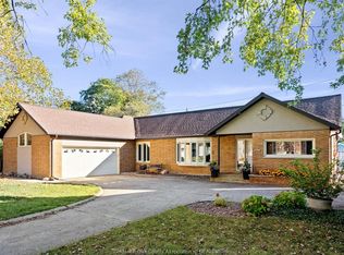 3740 Ouellette Ave, Windsor, ON N9E3M7