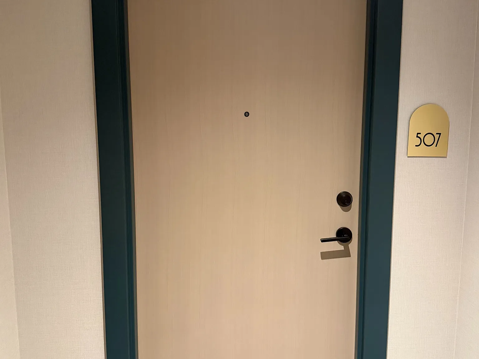 2 bed, $2,200 — Photo 1