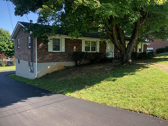 2nd image of 308 Brookwood Dr