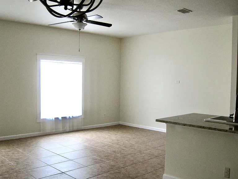 2660 Revolution St #106 — Photo 14