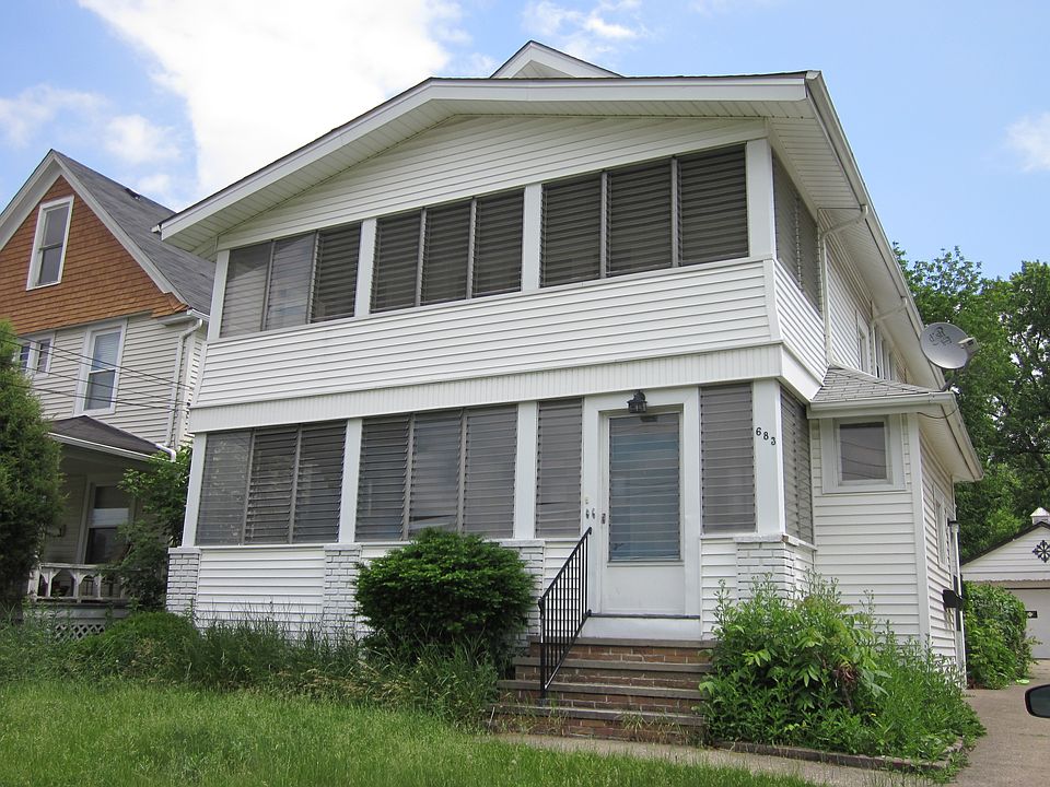 1st image of 683 Washington St