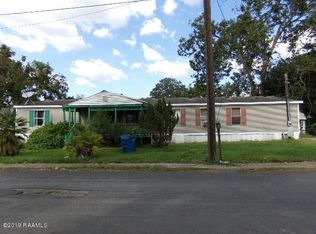110 Maraist St, Saint Martinville, LA 70582