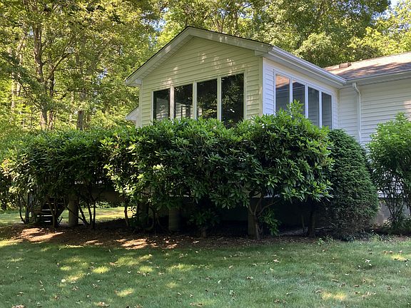 5th image of 23 Hillcrest Drive