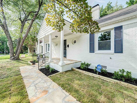 4th image of 74 N Alicia Dr