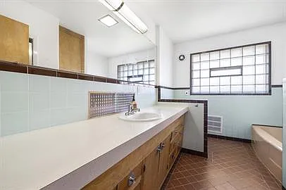 113 S Center St #2 — Photo 7