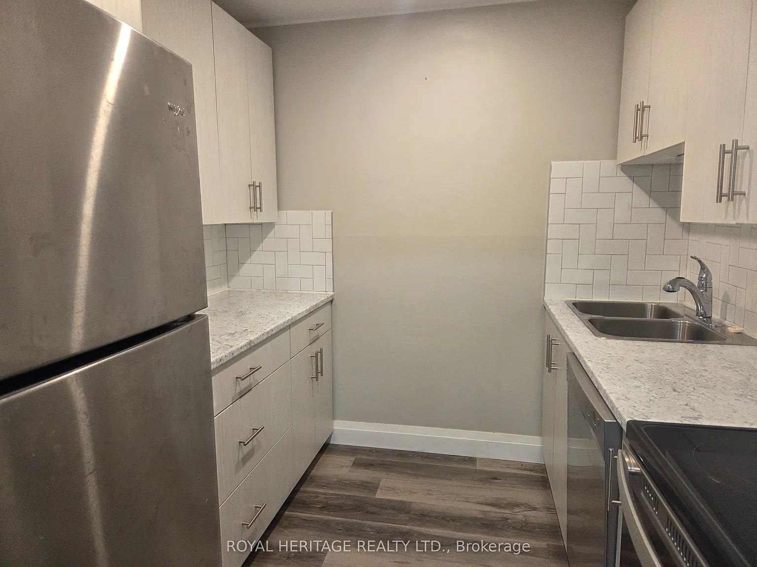2 bed, $1,699 — Photo 1