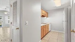 8416 N Lagoon Dr — Photo 9